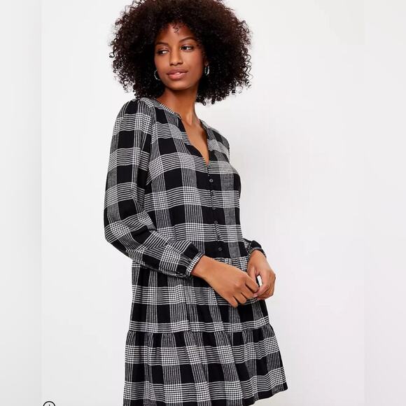 NWT LOFT‎ Black White Petite Plaid Puff Sleeve Swing Dress Size 4 NEW Preppy - Picture 1 of 16